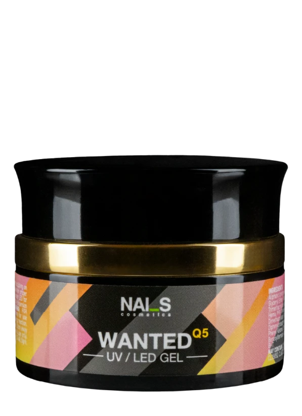 Gels “WANTED” ir radīts NAILS Cosmetics tehniķu komandas, lai sniegtu meistariem ilgi meklēto perfektā gela formulu. Tas ir piemērots gan iesācējiem, gan pieredzējušiem meistariem. Tā rūpīgi izstrādātā konsistence ļauj nagus modelēt viegli, ātri un precīzi, veidojot jebkuru nepieciešamo formu un garumu.Tas apvieno īpašības, kas nepieciešamas nevainojamam rezultātam:Pašizlīdzinošs, viegli klājas un nesatek sānu valkos.Izturīgs pret triecieniem un ikdienas slodzi.Pateicoties unikālajai formulai, k...