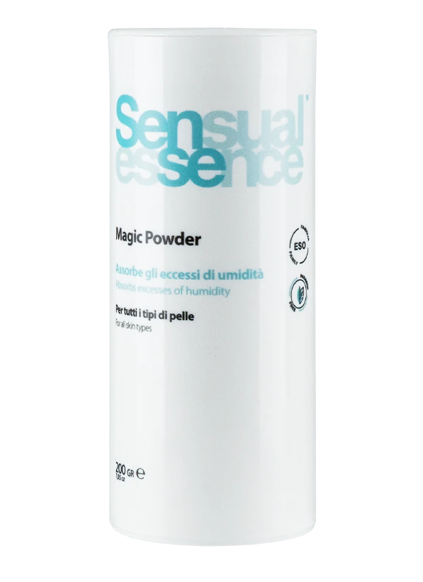 Kas ir sāpju remdējošs pūderis Magic Powder?Sāpju remdējošs un mitrumu absorbējošs pūderis.Novērš apsārtuma un iekaisuma rašanos.Nodrošina perfektu saķeri tikai ar matiņiem.Samazina matiņu plīšanu, netraumējot ādu.Kāpēc Magic Powder ir nepieciešams?Obligāts ādas sagatavošanai pirms jebkuras vaksācijas procedūras.Ieteicams lietot arī pēc procedūras kā nomierinošu elementu.Īpaši piemērots mitrākām ķermeņa zonām.Ideāls padusēm un intīmajām zonām.Aktīvās sastāvdaļas un to iedarbībaMagnija silikāts –...