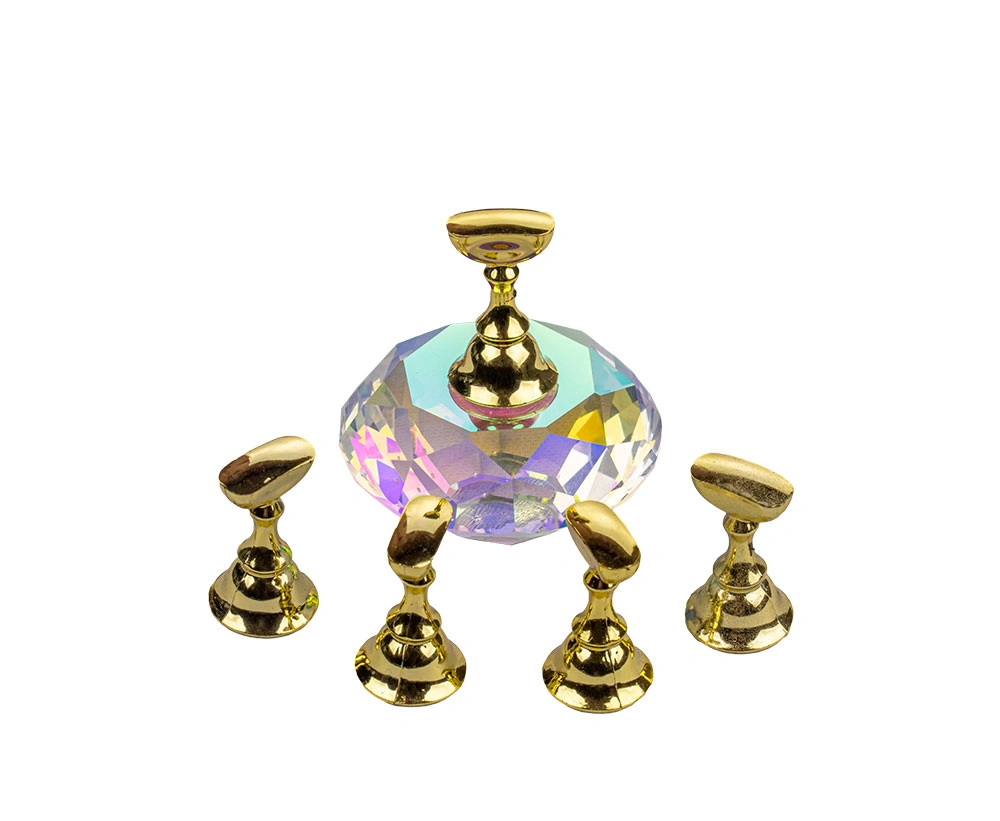 Magnetic nail tip holdersPractical nail tip holders for creating, displaying and photographing nail designs. The magnetic attachment makes it easy to ...