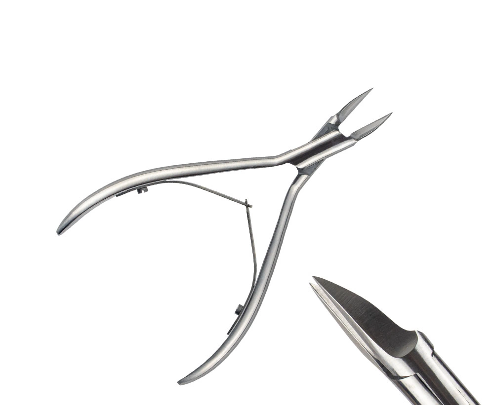Stainless steel nail pliers for pedicure
Total length of pliers 13cm
Cutting part/blade 2cm...