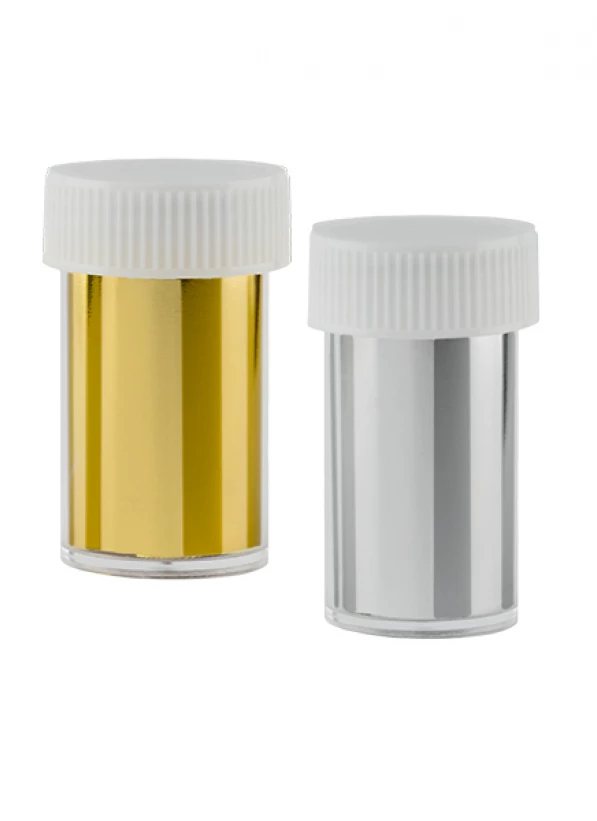 Vintage dizaina folijaFolija spoguļspīduma dizaina veidošanai. Piemērota gan modelētiem nagiem, gan gēllakas pārklājumam.Soli pa solim:1. Sagatavo nagu pārklājumam. Uzklāj fona toni un polimerizē lampā. Noņem lipīgo slāni ar Wipe off 3in1.2. a) Vintage gel – ar otiņu uzzīmē izvēlētos elementus un polimerizē UV lampā 1min, LED lampā 10sekb) Teleport Sticky gel – ar otiņu uzzīmē izvēlētos elementus vai pārklāj visu nagu un polimerizē UV lampā 1min vai LED lampā 30sek.SVARĪGI! Nenoņemt lipīgo slāni...